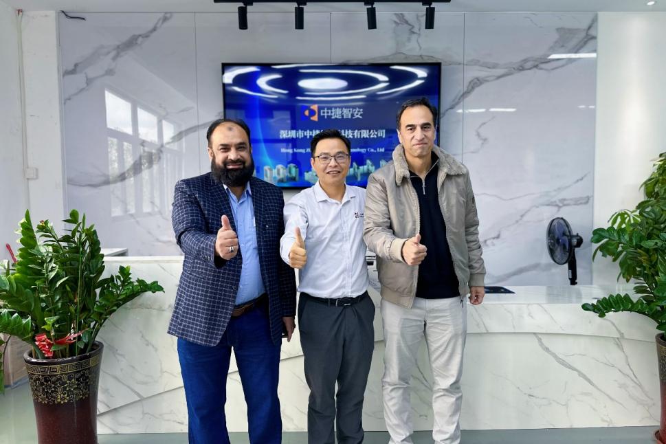 ZOJE dá as boas-vindas a parceiros paquistaneses para intercâmbio comercial aprofundado e visita técnica