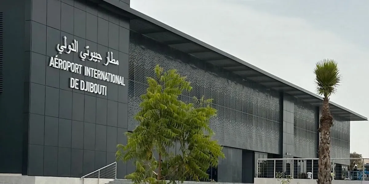 Integrando emissão de bilhetes e LPR: ZOJE oferece solução de estacionamento para o aeroporto de Djibuti