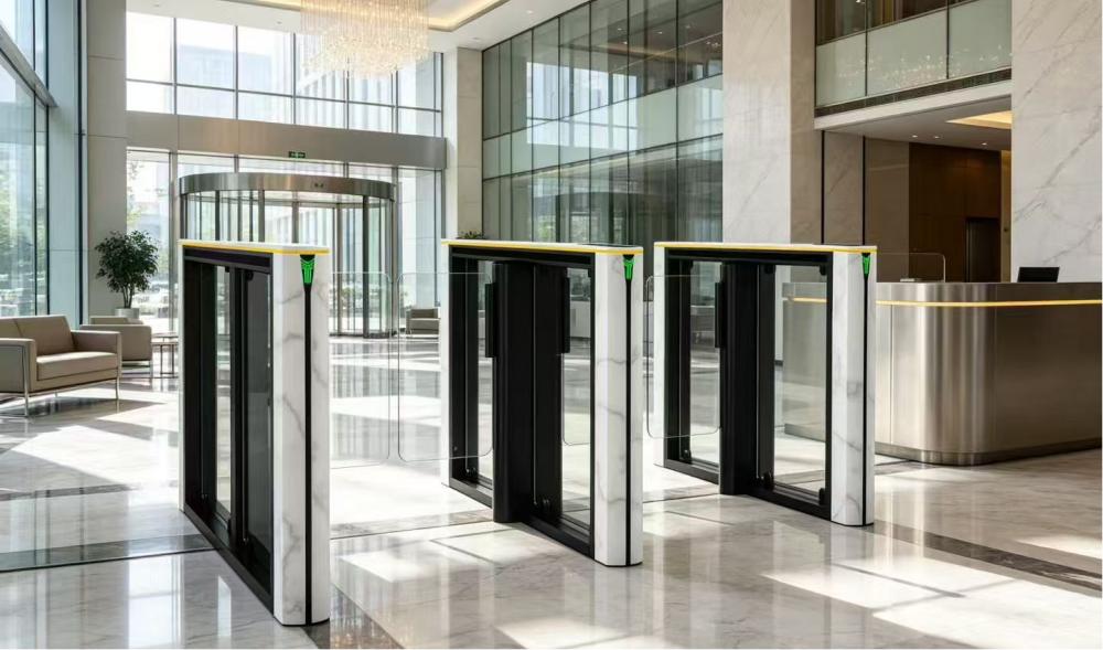 ​Como selecionar o motor para uma catraca de acesso de pedestres com base no cenário do projeto?