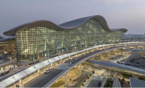 Elevando a eficiência do aeroporto com as catracas giratórias de reconhecimento facial da ZOJE