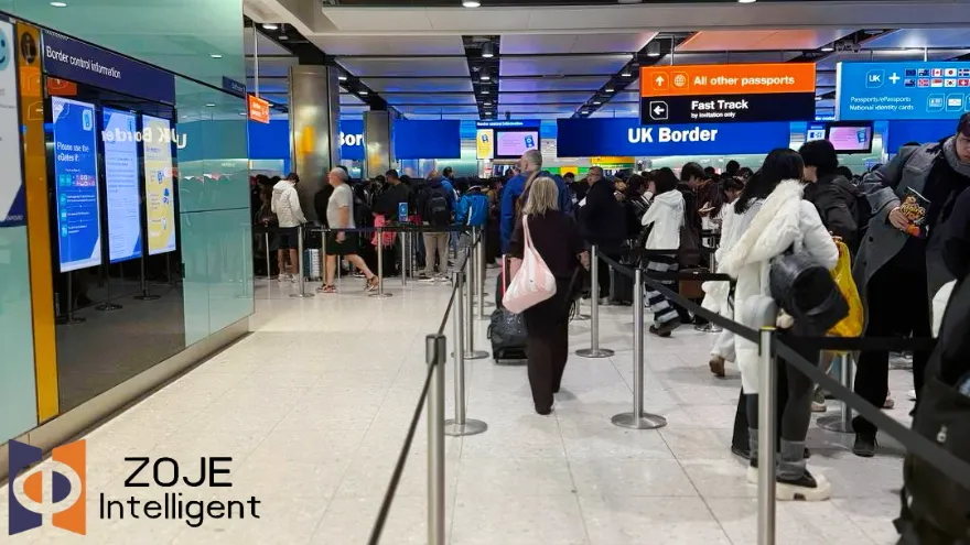 ​Controle de acesso inteligente: soluções de catracas giratórias para aeroportos